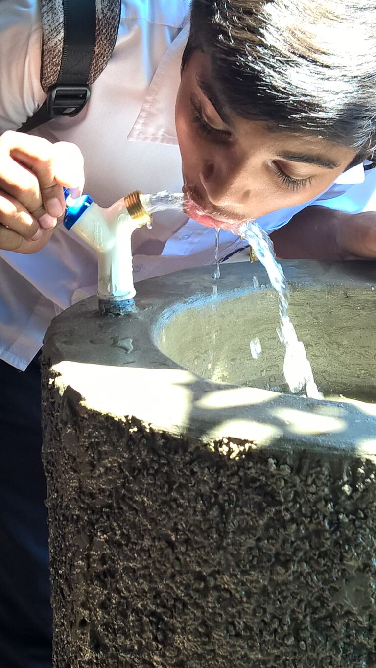 Stabiler Trinkwasserbrunnen in Kinderheim, realisiert durch BORDAs Wasserversorgungsprojekte